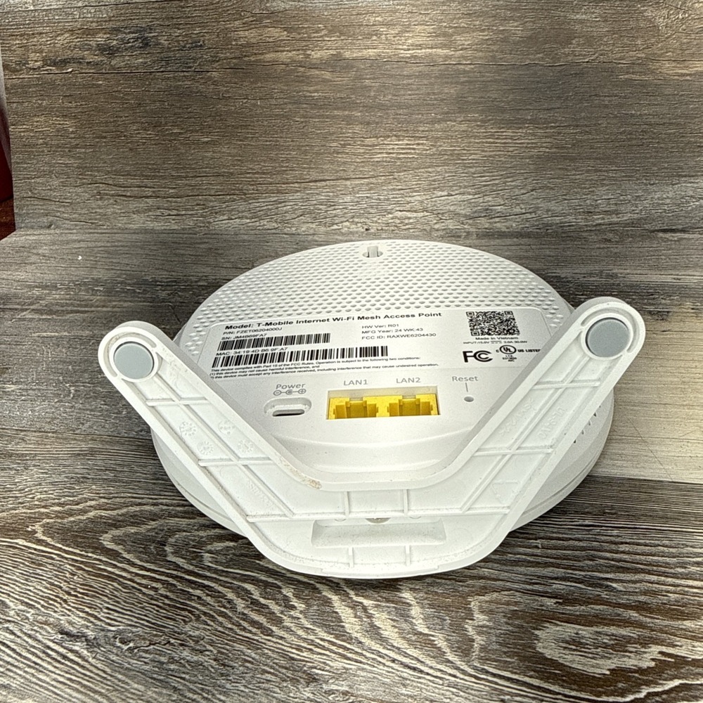 T-Mobile 5G Gateway TMO-G4AR & Wi-Fi Mesh Access Point - Picture 7 of 16